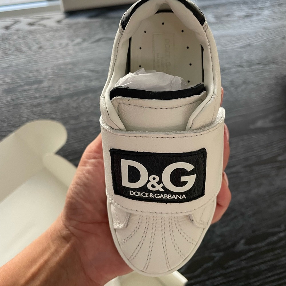 Boys Gucci sneakers NWT